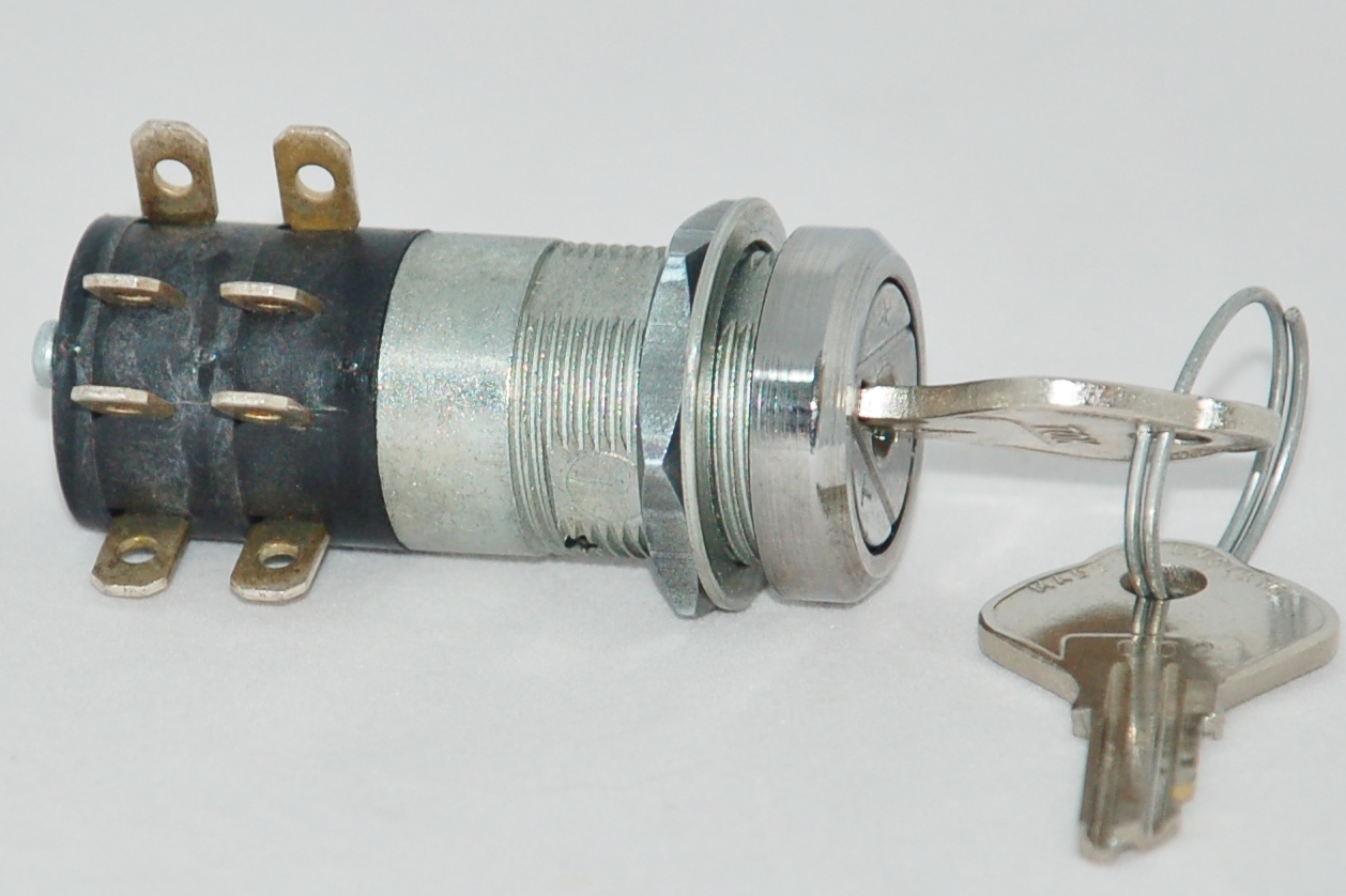 Key Switch doublepole 2 position onon maintained key P2/3FCC